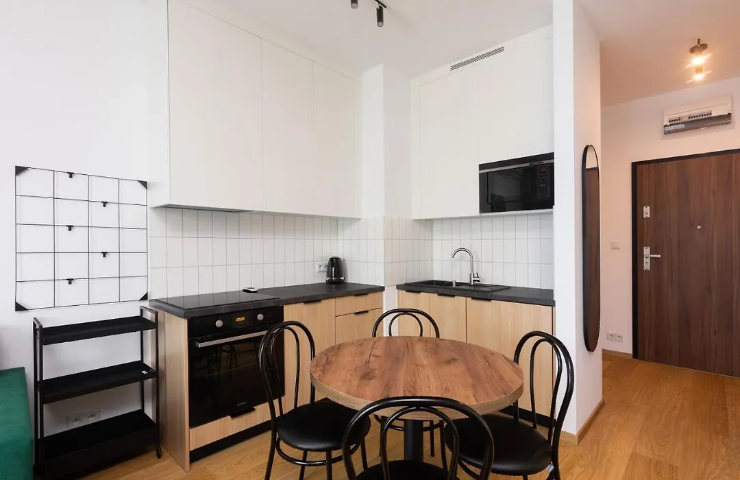 Apartments Nearto Main Railway Station-1